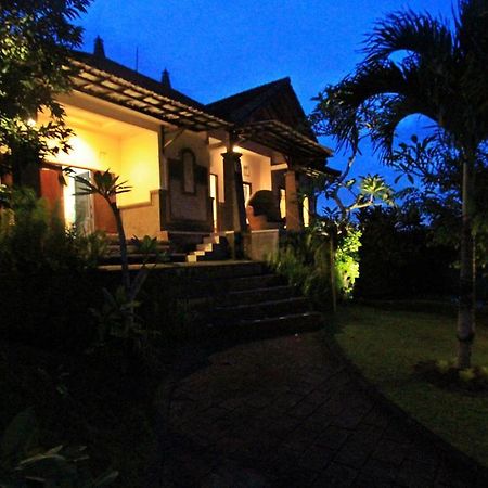 Graha Rusni Villa Ubud Exterior foto