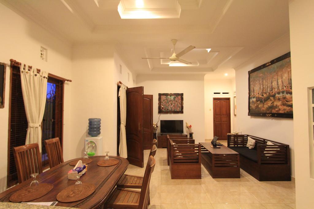 Graha Rusni Villa Ubud Exterior foto